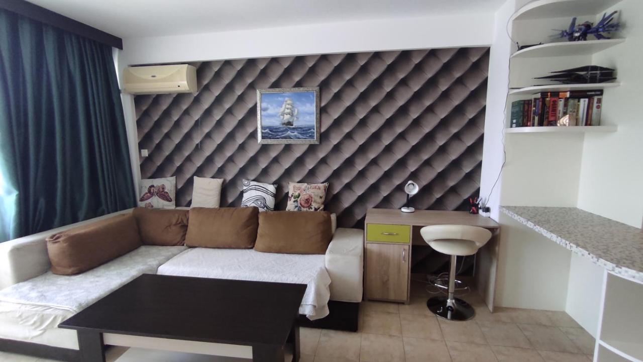 Dom-El Real Apartments In Sea View Complex Sveti Vlas Exteriör bild
