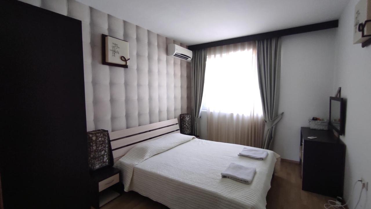 Dom-El Real Apartments In Sea View Complex Sveti Vlas Exteriör bild