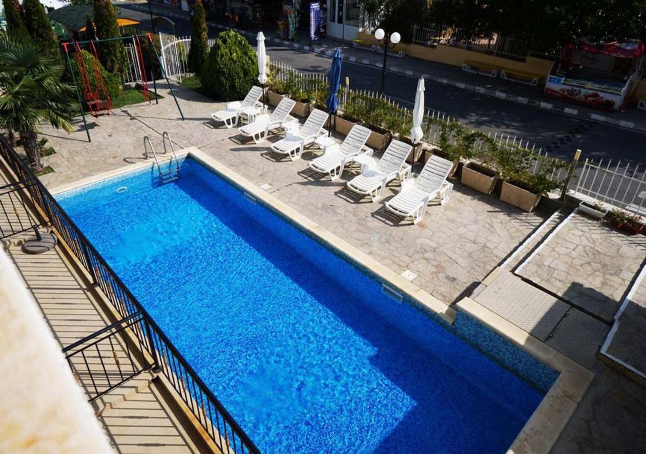 Dom-El Real Apartments In Sea View Complex Sveti Vlas Exteriör bild